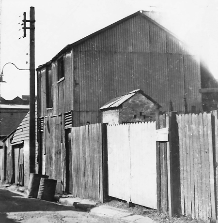 1st Leichhardt Renwick Lane off Norton St 1911