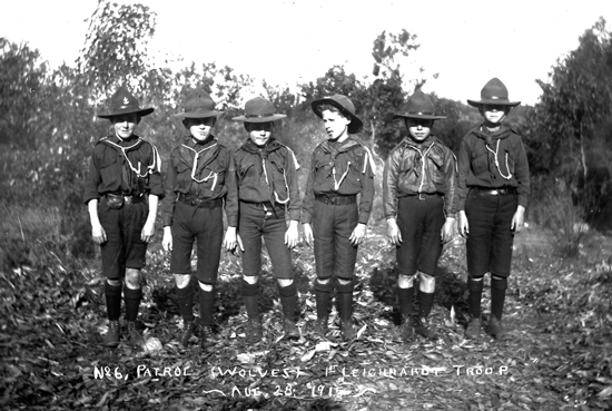 No 6 Patrol (Wolves) 1st Leichhardt Troop Aug 28, 1915. Image: J.X Coutts